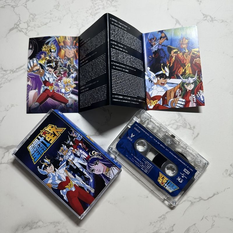 Cassete de Música Anime Hirono - Cosplay Prop avaliação e preço